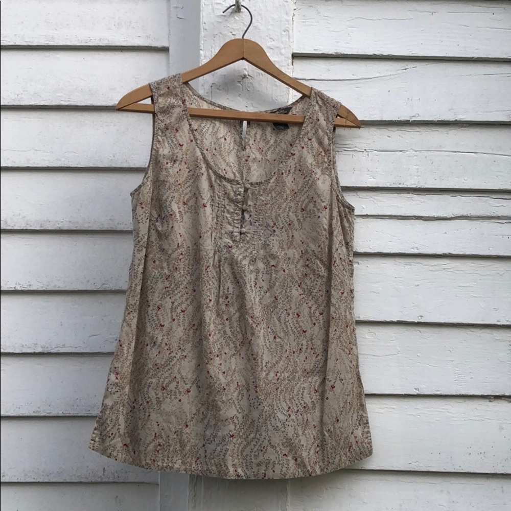 Eddie Bauer patterned blouse
